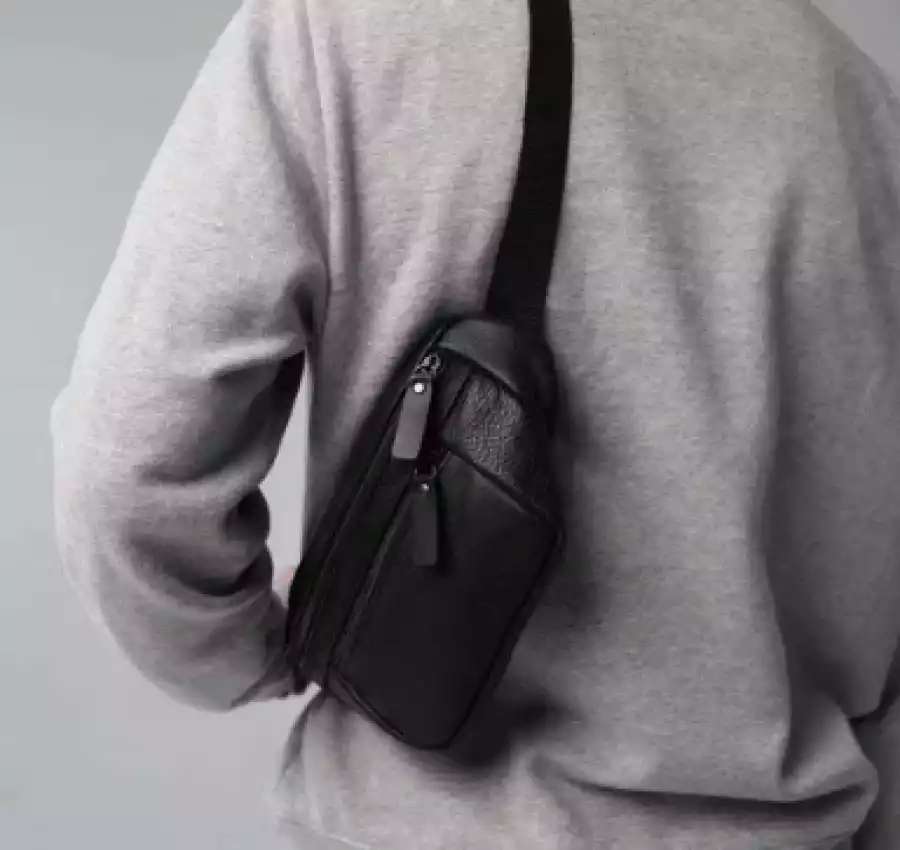 Мужская кожаная бананка поясная  на пояс  через плечо 007 3