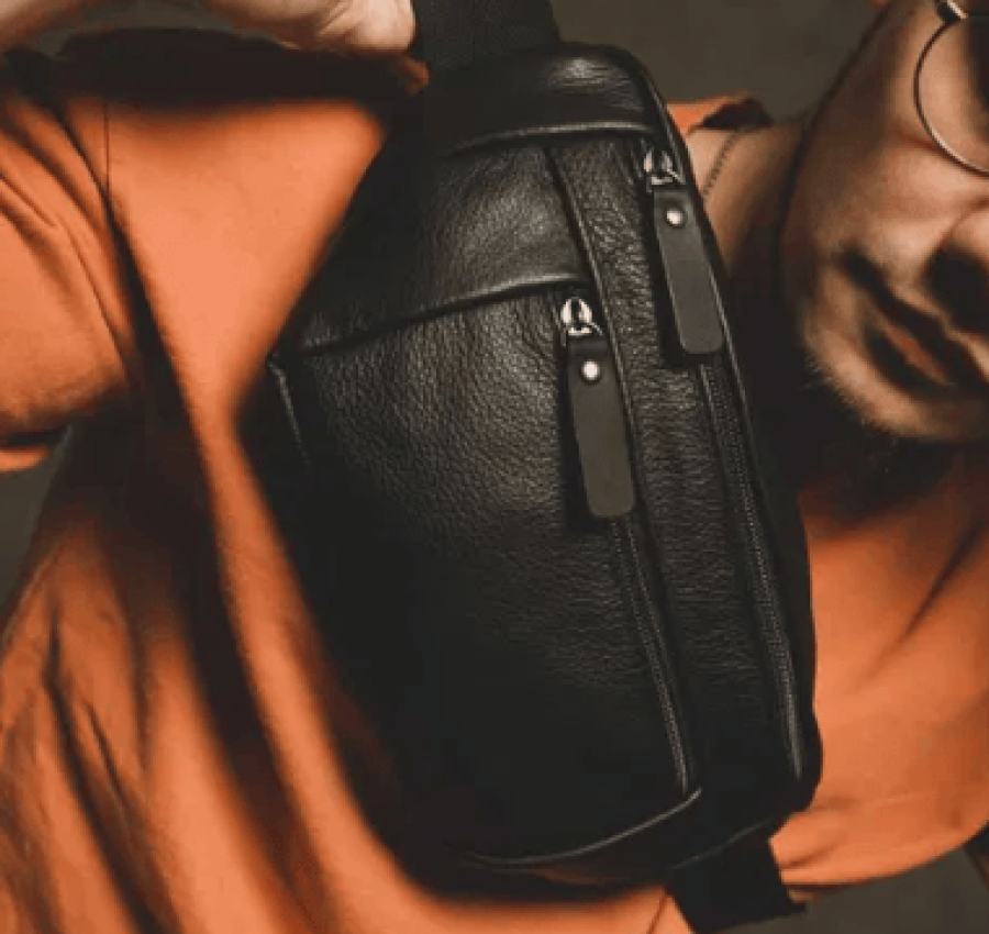 Мужская кожаная бананка поясная  на пояс  через плечо 007 7