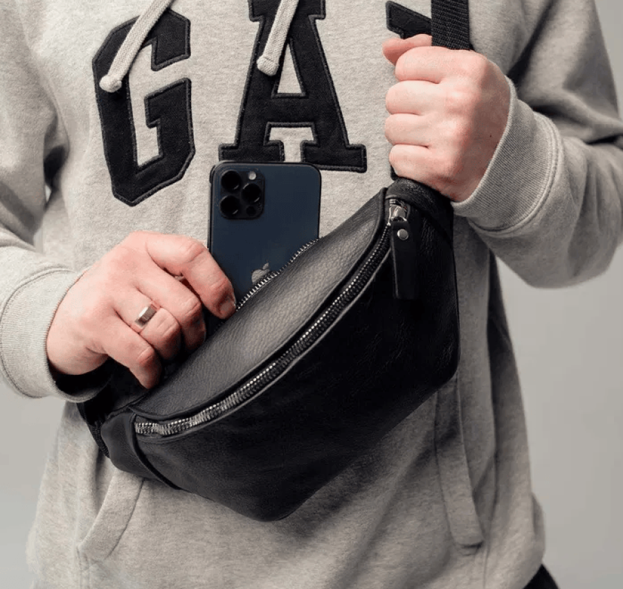 Мужская кожаная бананка поясная  на пояс  через плечо 010 2