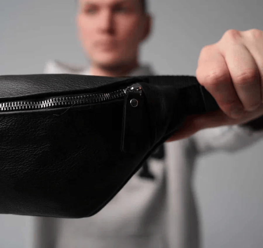 Мужская кожаная бананка поясная  на пояс  через плечо 010 4