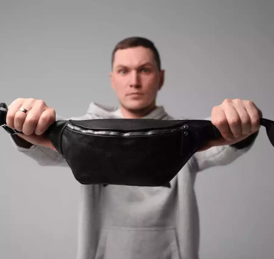 Мужская кожаная бананка поясная  на пояс  через плечо 010 5