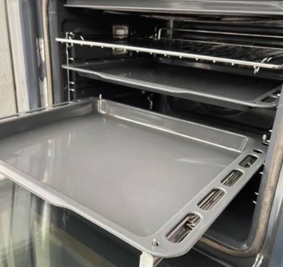 Електрична вмонтована піч Бу духовка з піролізом 4