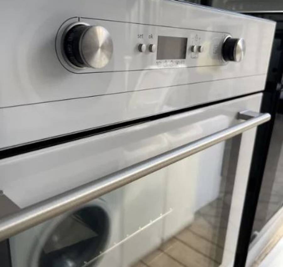 Електро плита біленька Бу