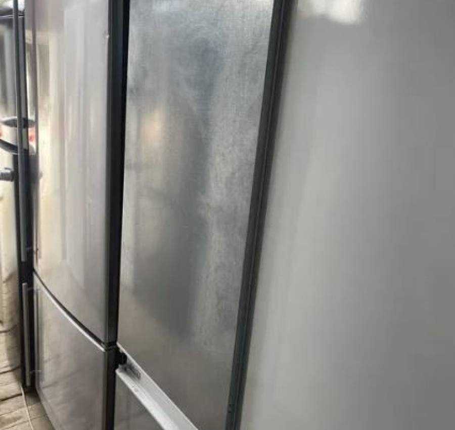 Вмонтований холодильник Бу 5