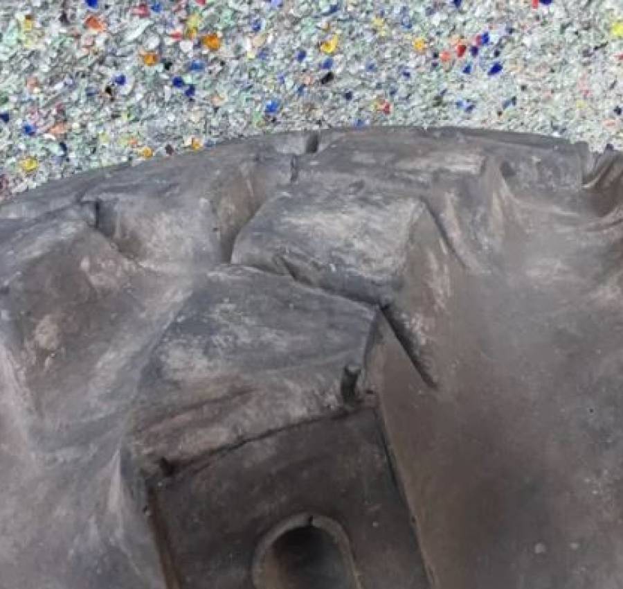 Нова шина для авто ЗІЛ-131 12.00.20 камера та фліпер 6