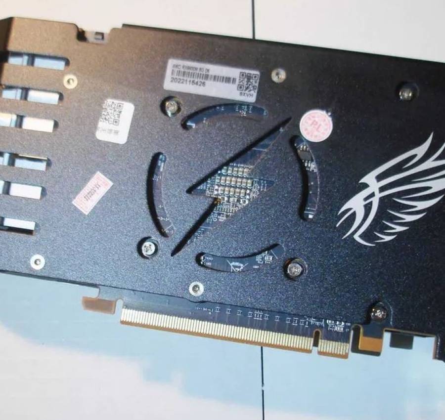 Radeon RX6600m 8GB GDDR6_16k 2