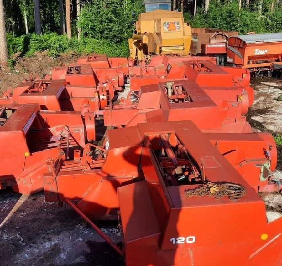 Пресс  прес підборщик, тюкопрес Massey Ferguson 120