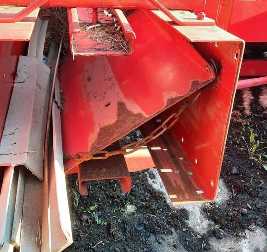 Пресс  прес підборщик, тюкопрес Massey Ferguson 120 5