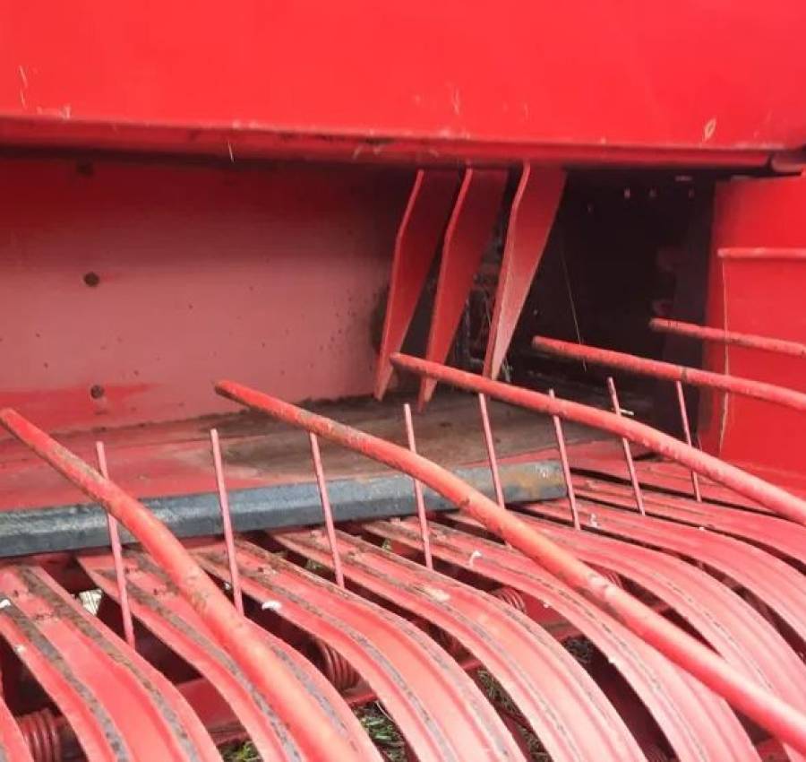 Пресс подборщикпрес-підбирачтюковщиктюкопрес MFf 120 2