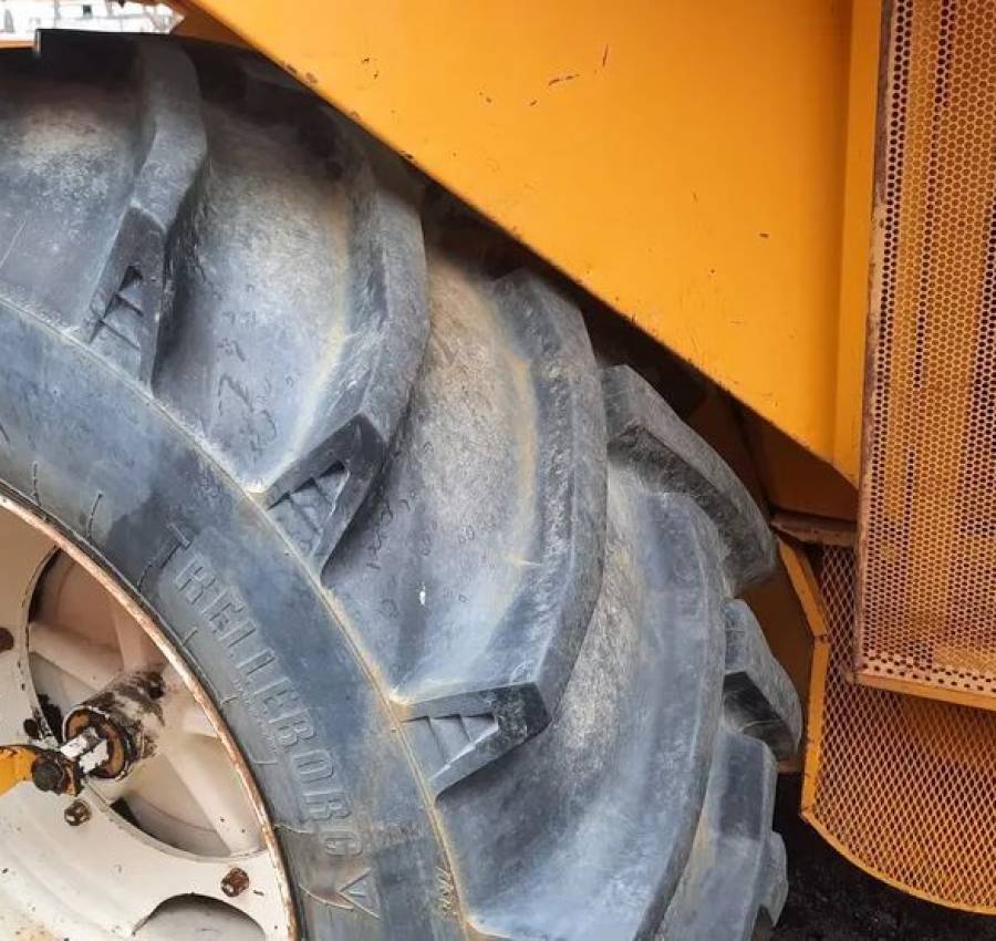 Sampo Rosenlew 690 580,500, Сампо 690 комбайн зерновий 4