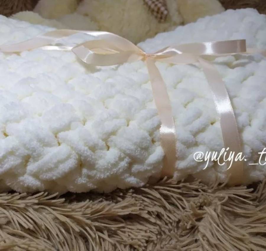 В\'язаний пледик. Плюшева пряжа