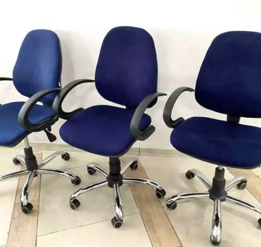 РОЗПРОДАЖ Столи тумби крісла стільці письмові комп’ютерні 6