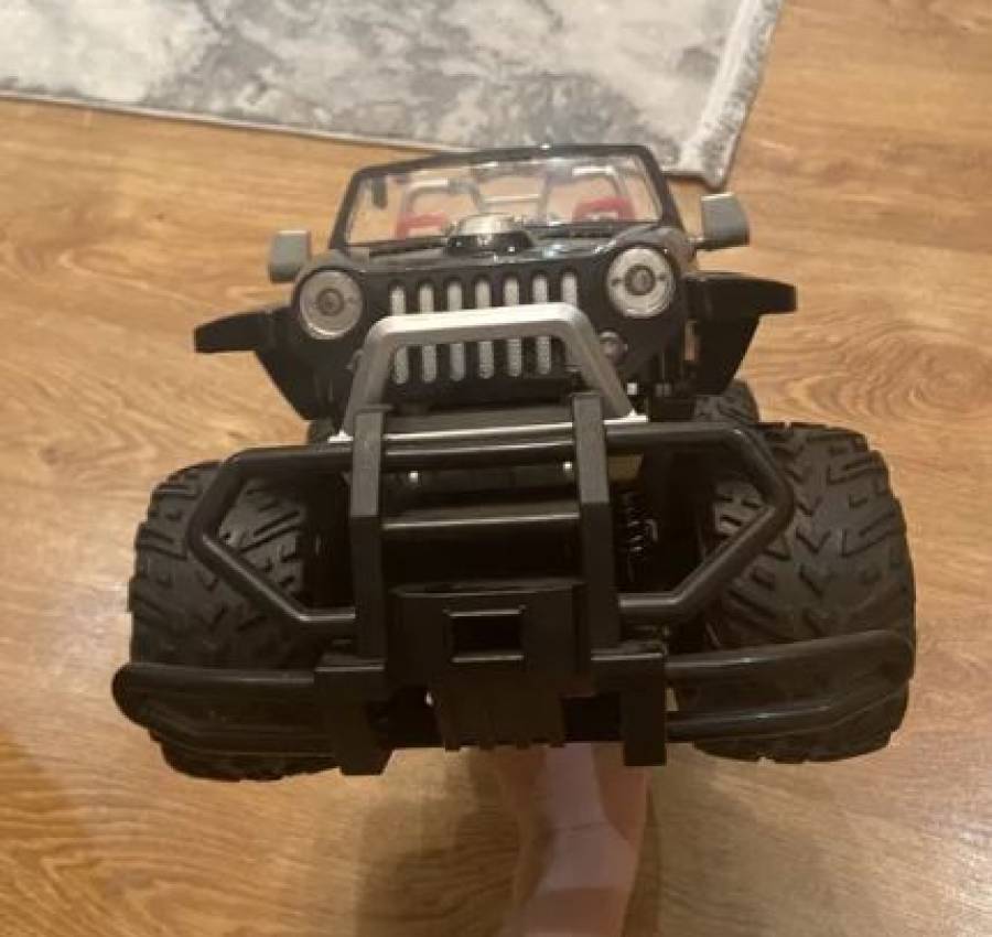 Велика машина джип 4