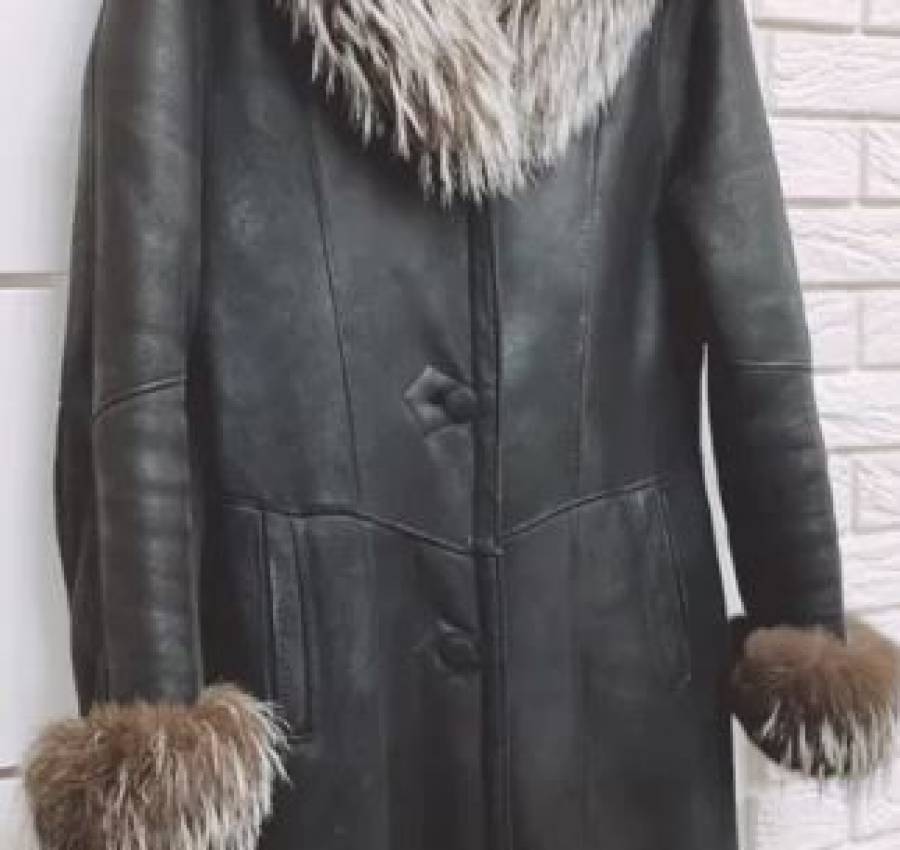 Зимовий розпродаж !!! Натуральна дублянка з хутром