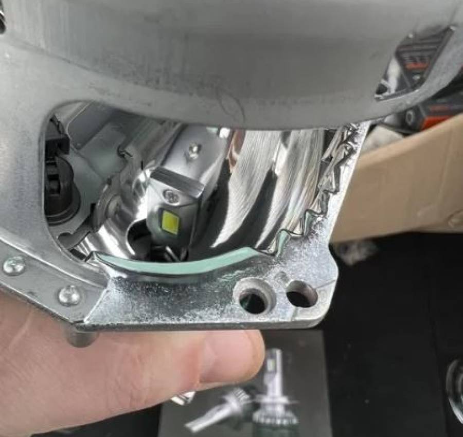 Лінзи фольцваген тоурег НФ бі ксенон 7