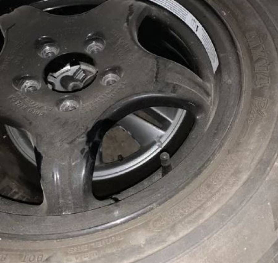 Запаска БМВ МЕрседес 3