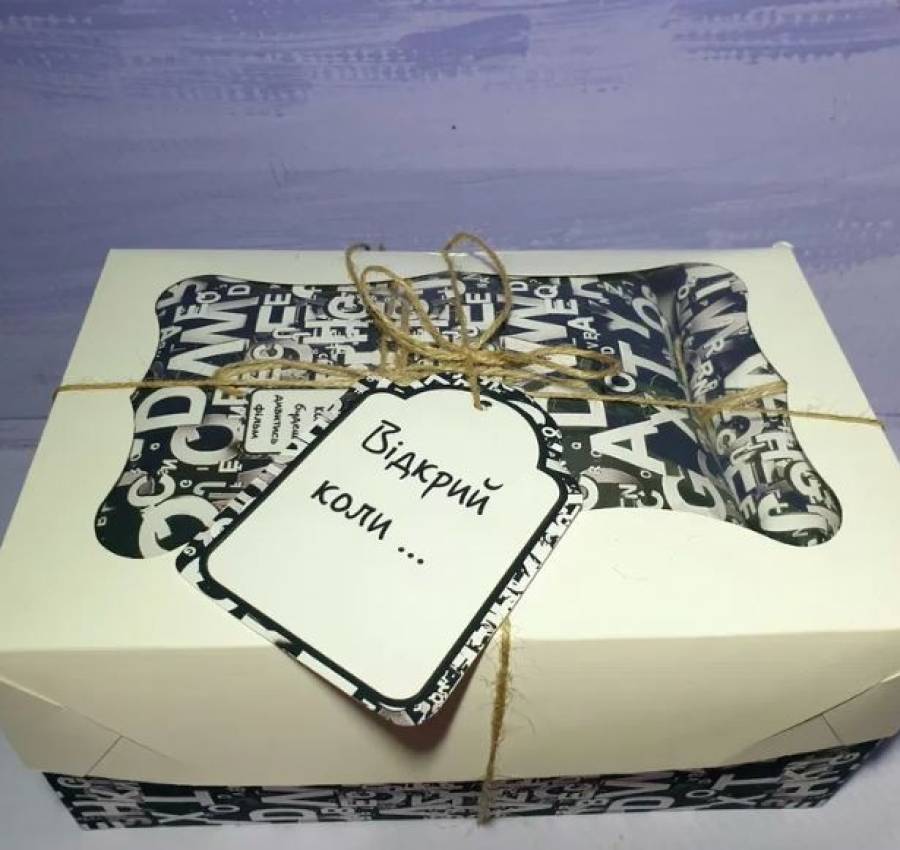 Подарочные боксы 8