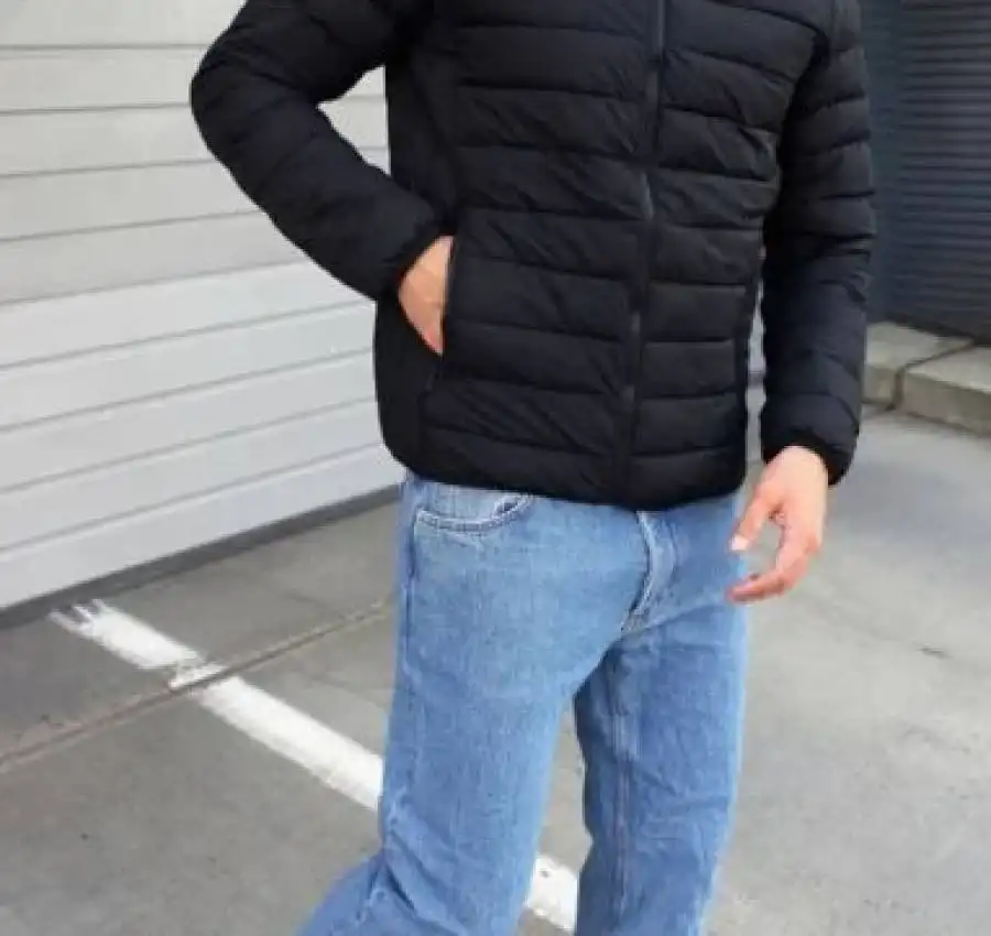 Мужская куртка весенняя весна-осень с капюшоном. Живое фото