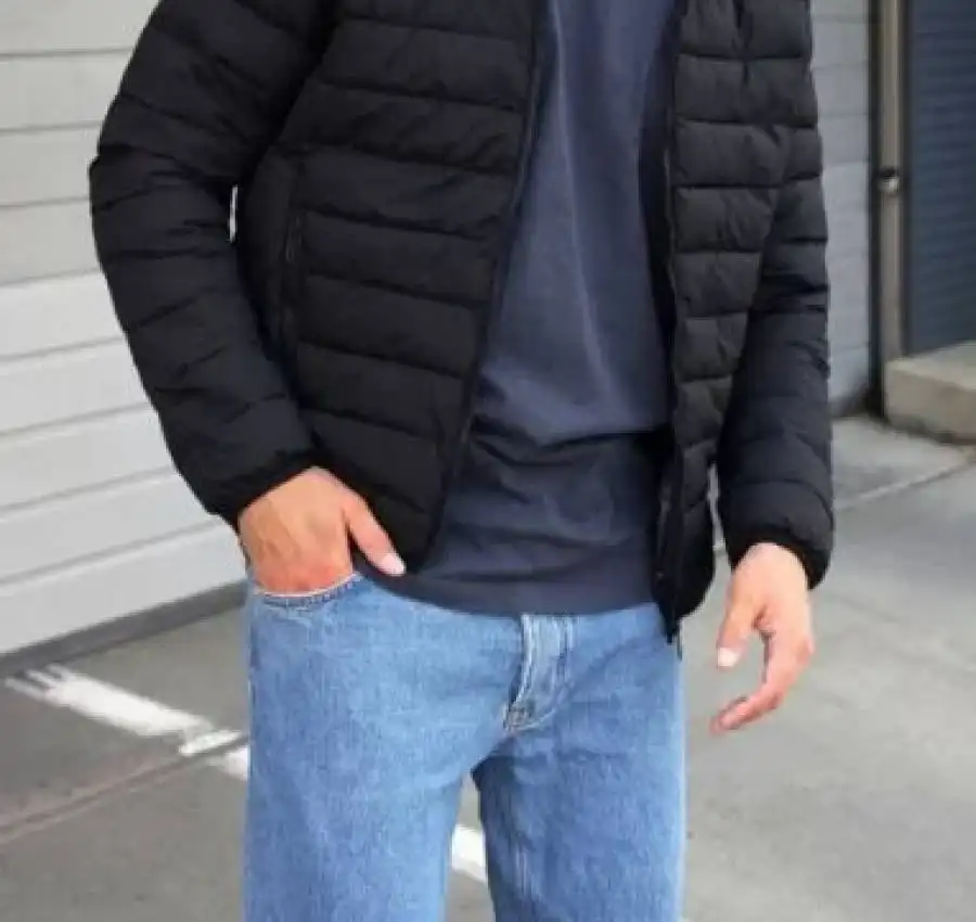 Мужская куртка весенняя весна-осень с капюшоном. Живое фото 2