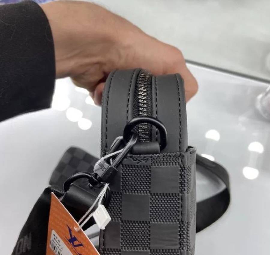 Мужская сумкачерез плечо Луи Виттон Louis Vuitton 4