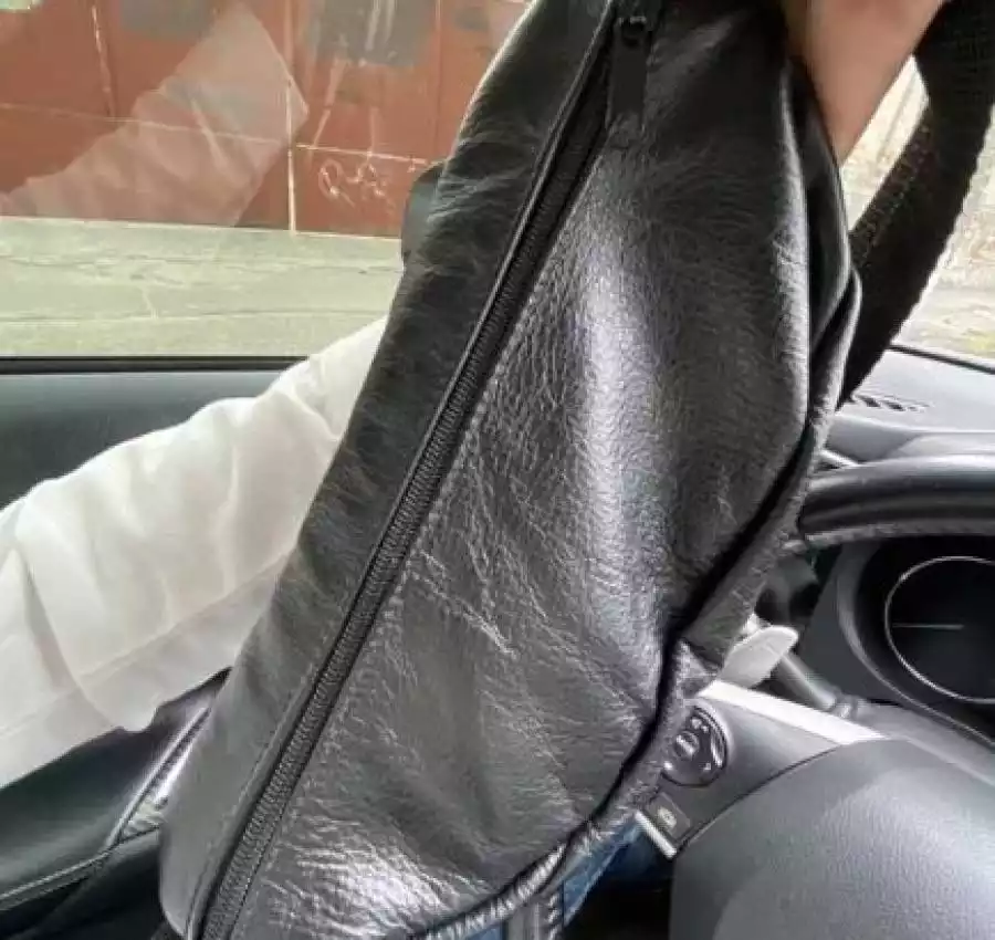 Мужская бананка - сумкая через плечо поясная черная кожа Турция 2