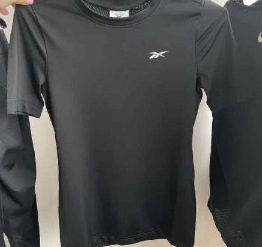 Женская Футболка Reebok