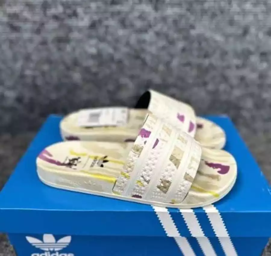 Шлепанцы Adidas