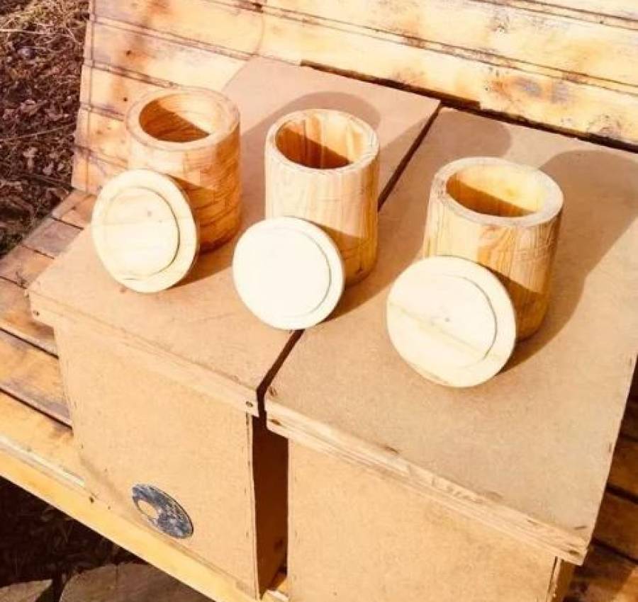 Деревяні барильця, ємкості, бочечки