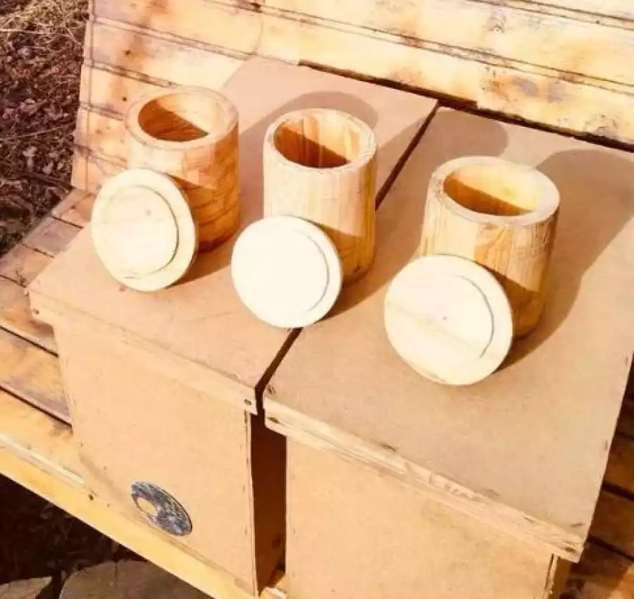 Деревяні барильця, ємкості, бочечки