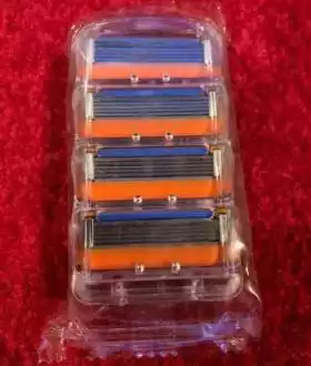 Gillette Fusion 5 сменные картриджи новые для бритья