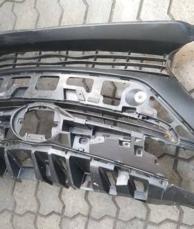 53101-47040 Toyota prius рëшетка радиатора