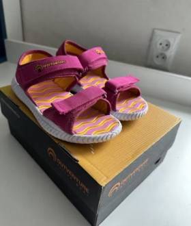 Босоніжки, сандалі Outventure для дівчинки 30 розмір