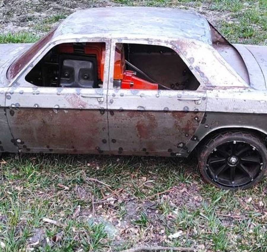 Радіокерована модель RC Волга ГАЗ 24