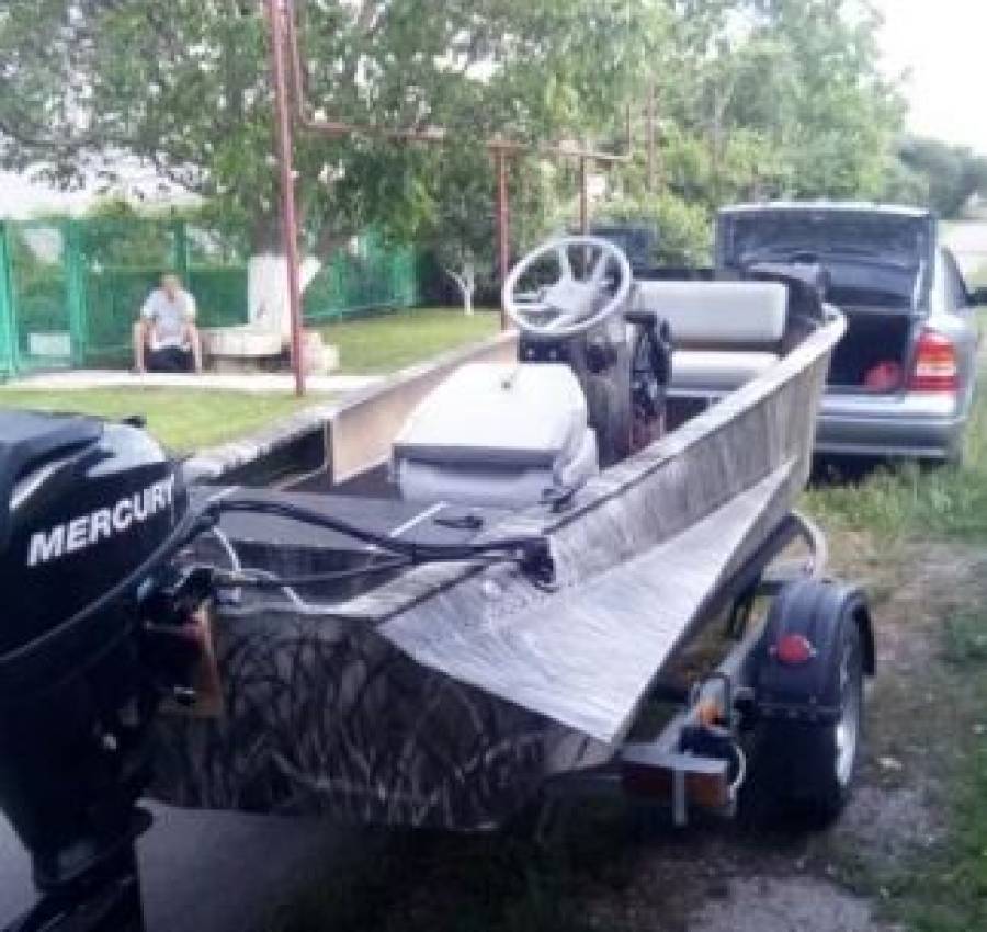 Ремонт тюнинг лодок установка стекол 3