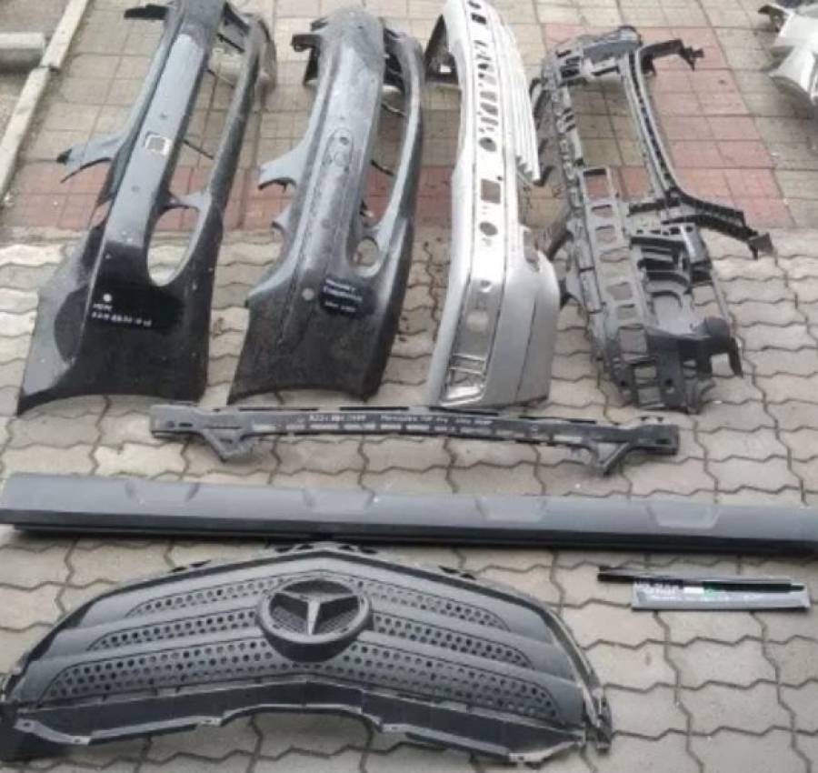 Решотка на Mercedes Benz 2011-2018 A166 685 0065