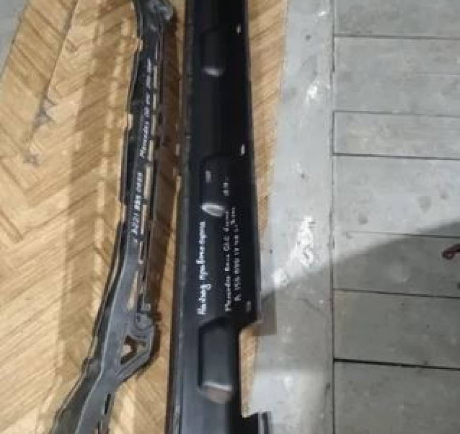 Решотка на Mercedes Benz 2011-2018 A166 685 0065 3