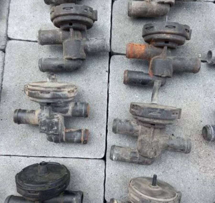 кран пічки клапан печки насос прокачки Opel Vectra B Omega B C 3