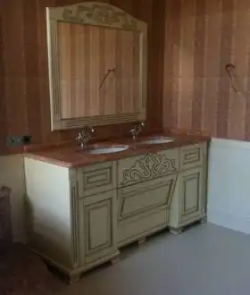 Тумба під два умивальники