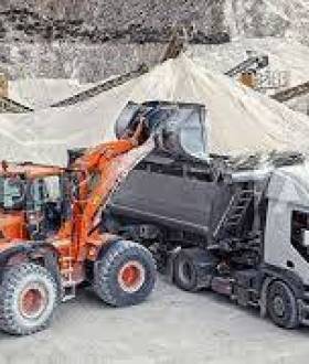 Щебень, Песок, Глина, Отсев с доставкой Киев и область.