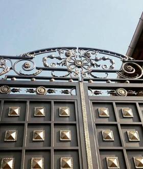 Металлические ворота в Кривом Роге